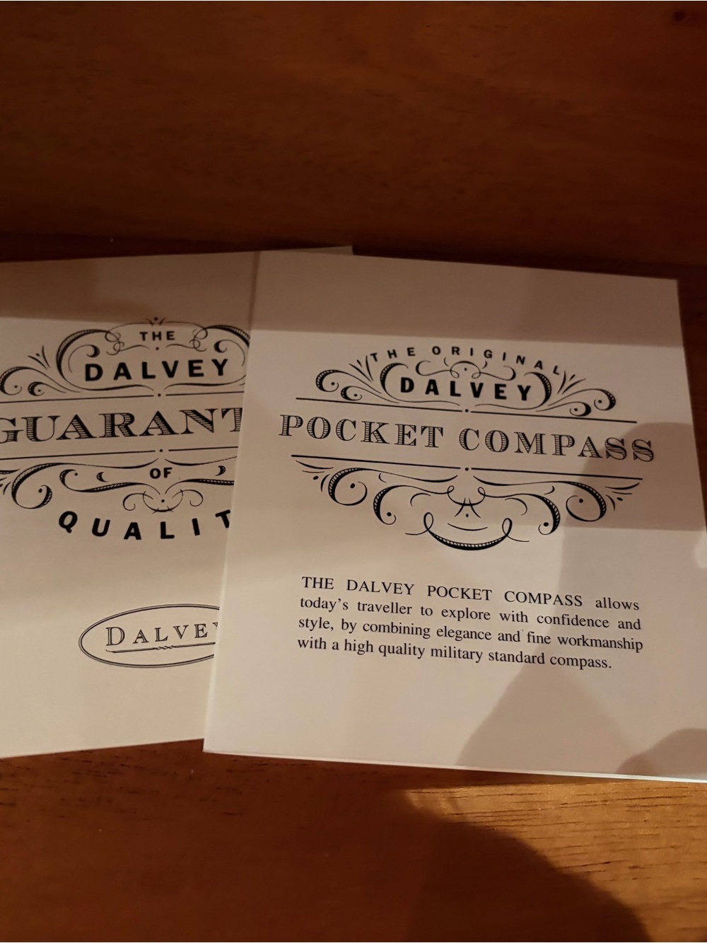 DALVEY Pocket Compass Oakleaf NEW IN BOX - Picture 7 of 8